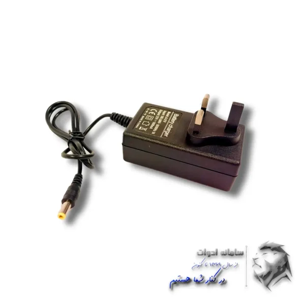 تصویر آداپتور شارژر پنکه رومیزی کوچک شارژی