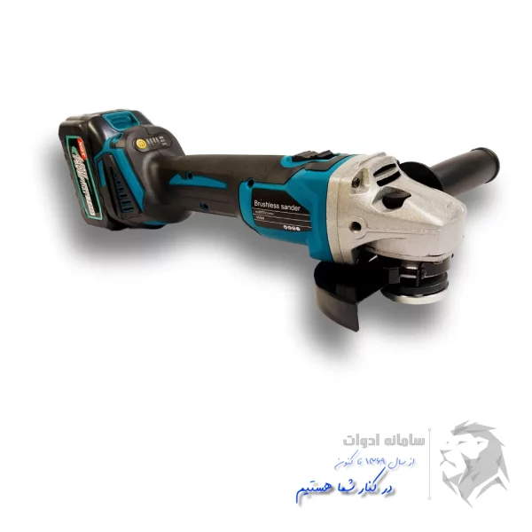 تصویر سنگ فرز متوسط داخل کیت چهار عددی ابزار شارژی ماکیتا از سمت دیگر
