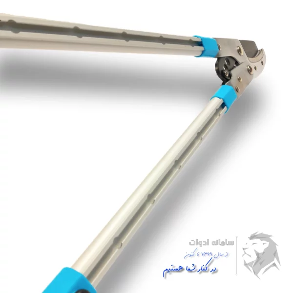 قسمت داخلی دسته تلسکوپی در این تصویر مشخص است.