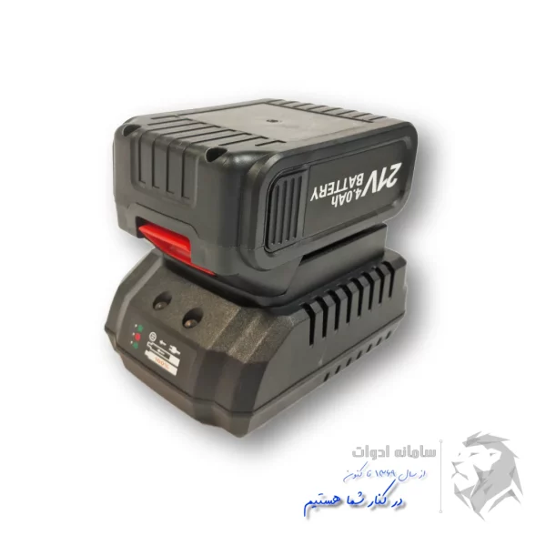 تصویر باتری دریل شارژی 10 سلول بر روی آداپتور (شارژر پایه ای)