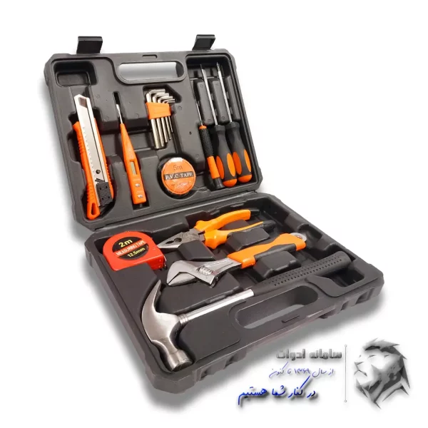 مجموعه ابزار دستی کوچک اوکی از سمت چپ